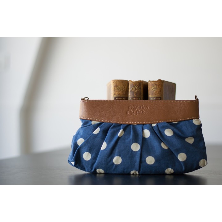 L'Espiègle - Blue with white polka dots